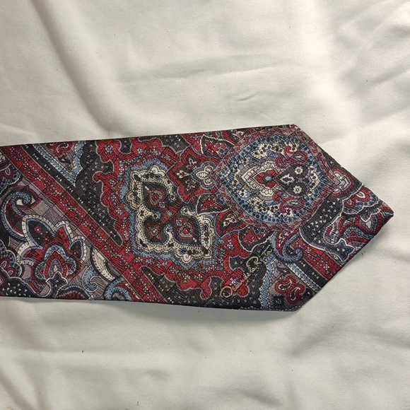 Oscar De La Renta Men's Tie - Picture 3 of 6